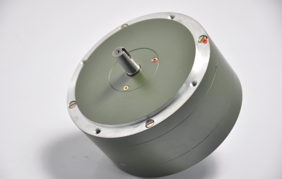 力矩電機(jī)控制器是否通用呢？